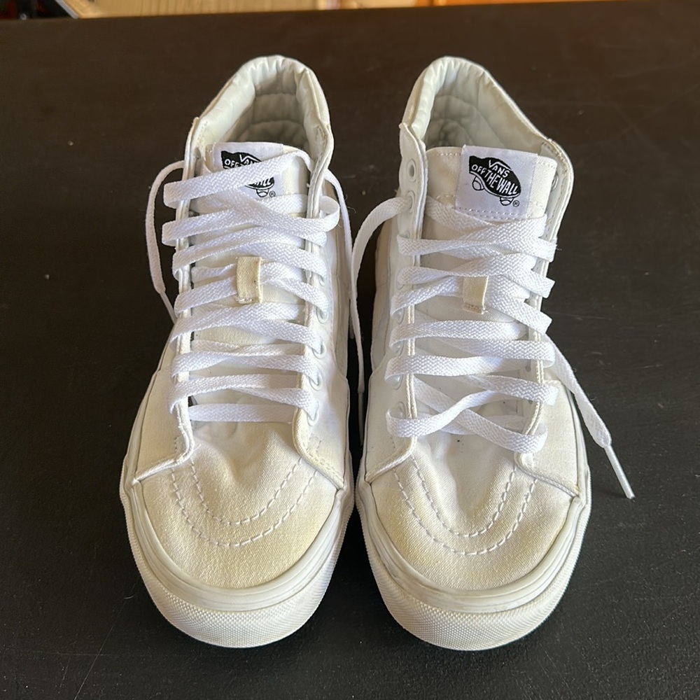 Vans - Picture 2 of 6